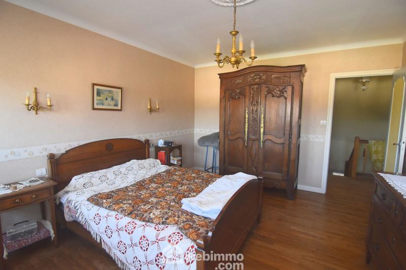 Maison - 123 m² - 6 pièces