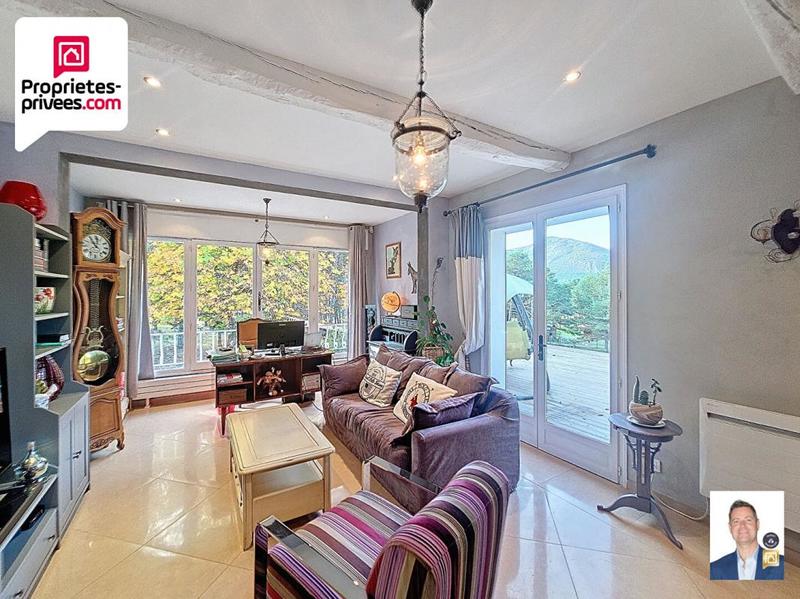 Propriété - 110 m² - 5 pièces