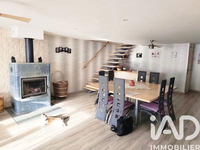 Maison - 230 m² - 6 pièces