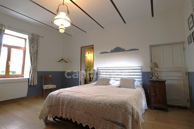 Corps de ferme - 315 m² - 11 pièces