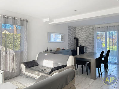 Maison - 87 m² - 5 pièces