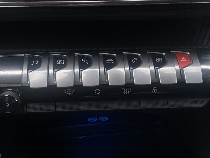 Peugeot 3008 II BlueHDi 130 s&amp;S Eat8 Style