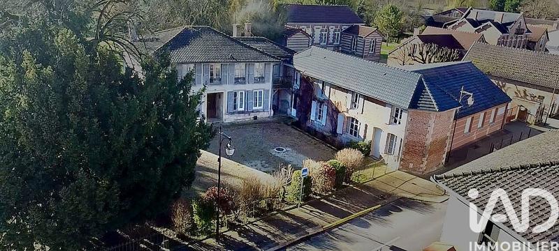 Maison - 320 m² - 14 pièces