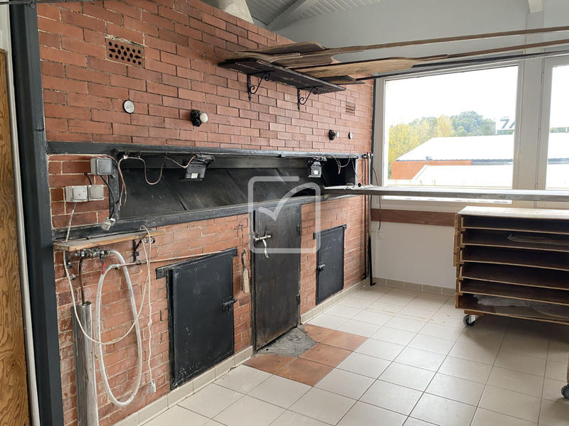 Fonds de commerce - Magasins - 100 m²