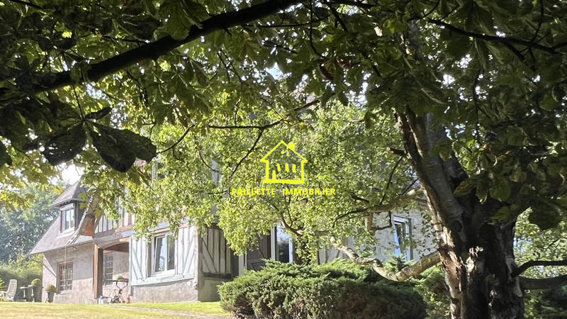 Maison - 215 m² - 7 pièces