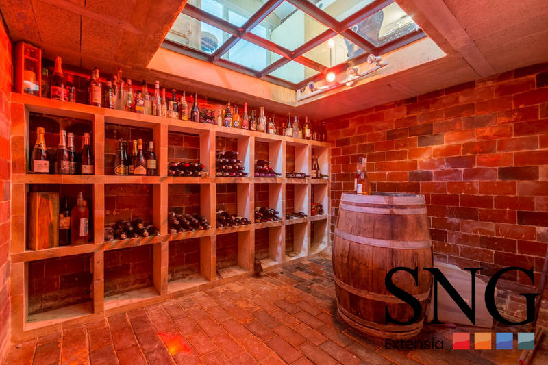 Maison ancienne - 233 m² - 7 pièces