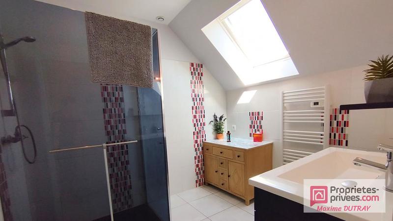 Maison - 272 m² - 12 pièces