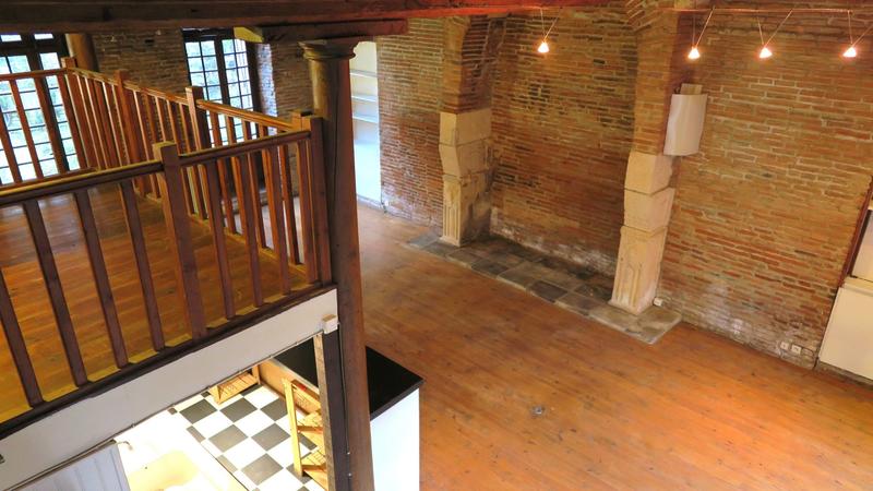 Appartement - 85 m² - 2 pièces