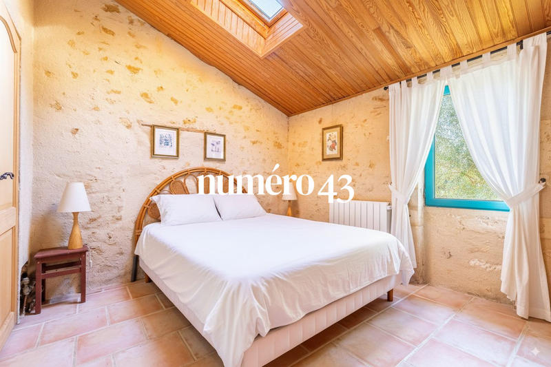 Maison ancienne - 218 m² - 7 pièces