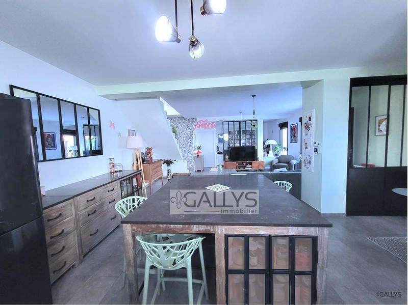 Maison contemporaine - 140 m² - 5 pièces