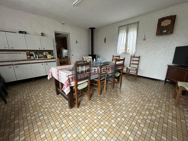 Maison - 90 m² - 4 pièces