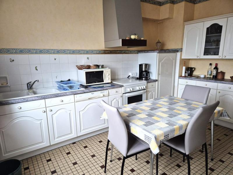 Maison - 104 m² - 5 pièces