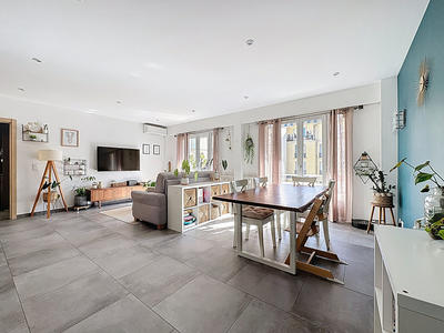 Appartement - 86 m² - 3 pièces