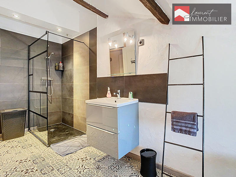 Maison - 194 m² - 7 pièces