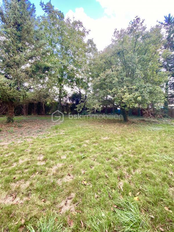 Maison - 233 m² - 7 pièces