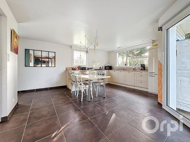 Maison - 146 m² - 5 pièces