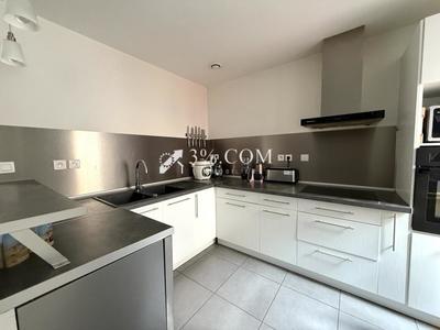 Maison - 76 m² - 4 pièces