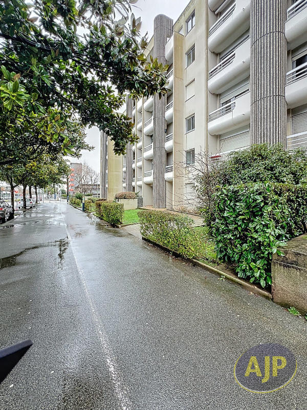 Appartement - 76 m² - 4 pièces