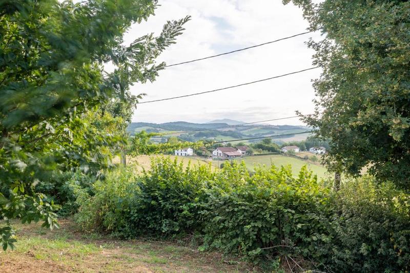 Maison - 99 m² - 4 pièces