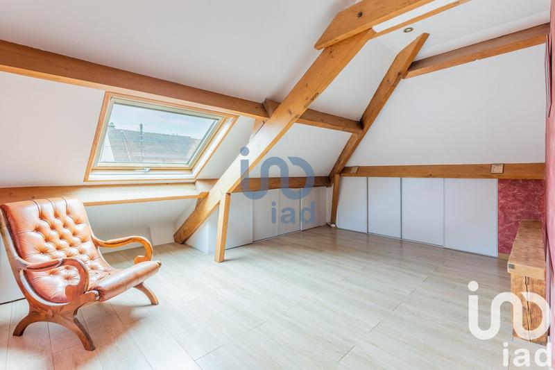 Maison - 183 m² - 10 pièces