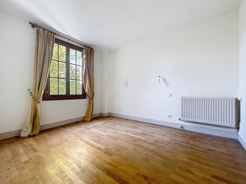 Maison - 103 m² - 5 pièces