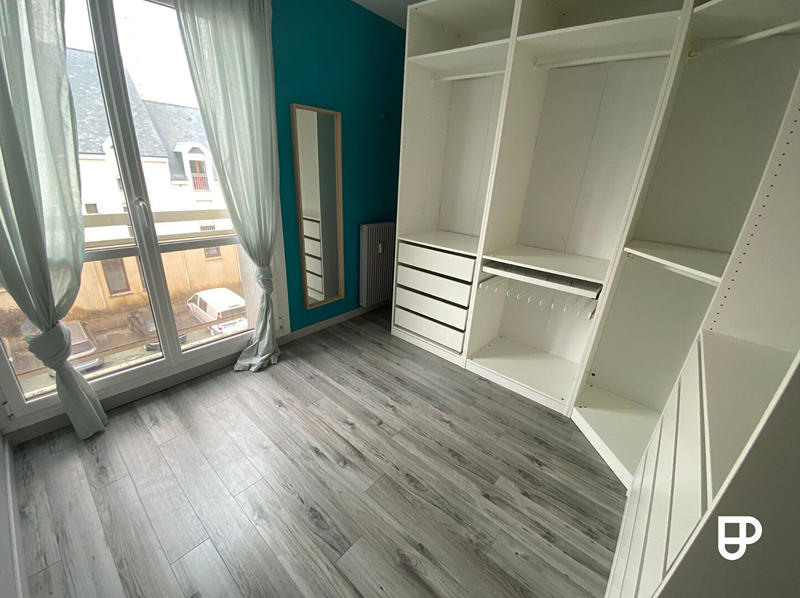Appartement - 80 m² - 4 pièces