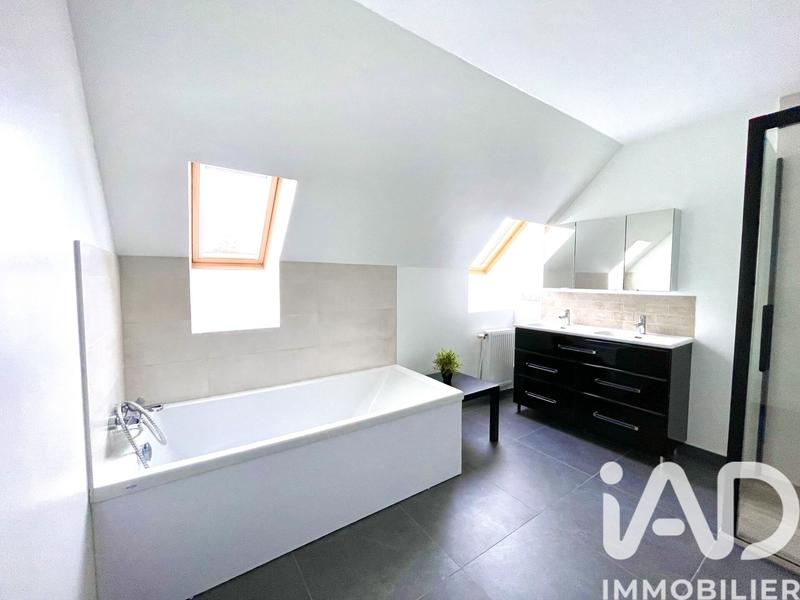 Maison - 114 m² - 6 pièces