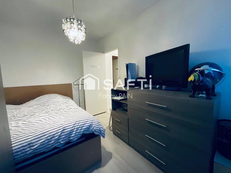 Maison - 96 m² - 6 pièces