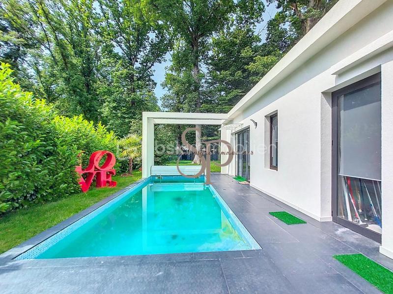 Maison - 116 m² - 4 pièces