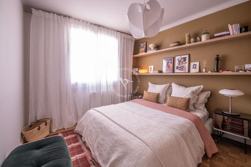 Appartement - 77 m² - 4 pièces