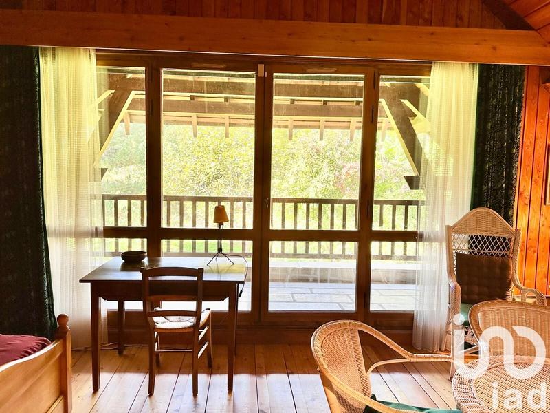 Maison - 372 m² - 14 pièces