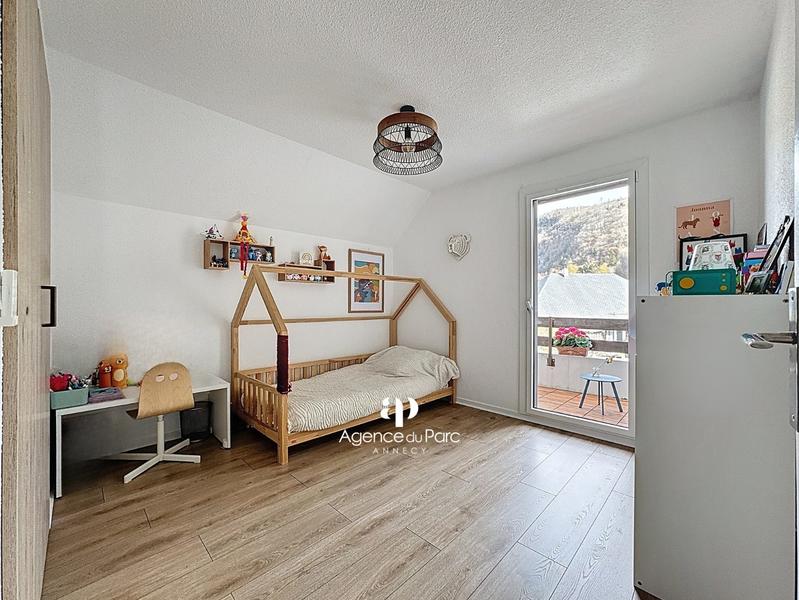 Appartement - 77 m² - 4 pièces