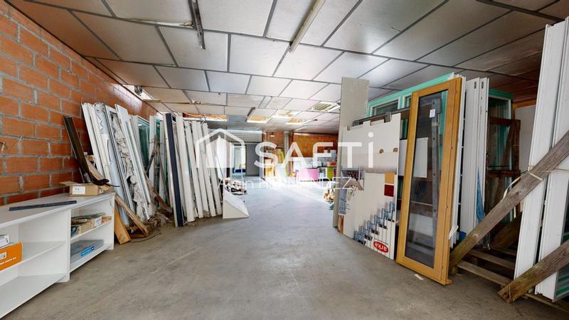 Local commercial - 145 m² - 1 pièce