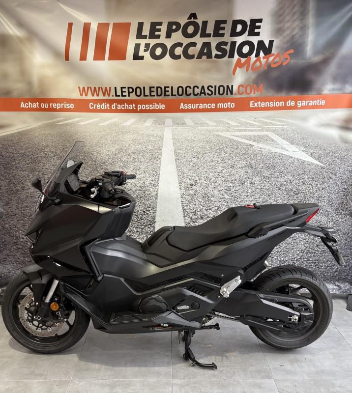 Honda Forza 750 - 750 Forza