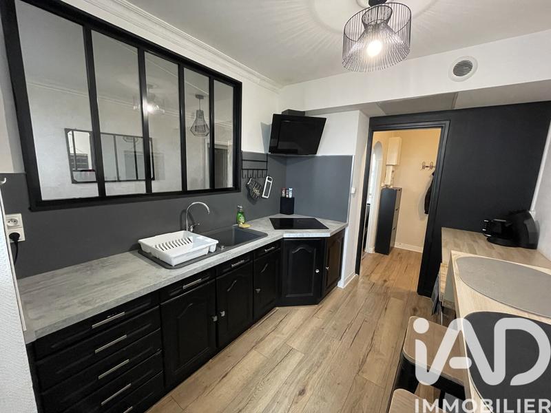 Appartement - 93 m² - 5 pièces