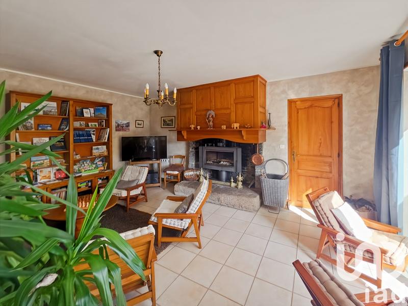 Maison - 207 m² - 10 pièces