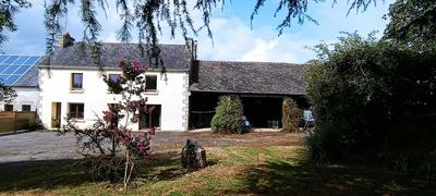 Maison de village - 140 m² - 5 pièces