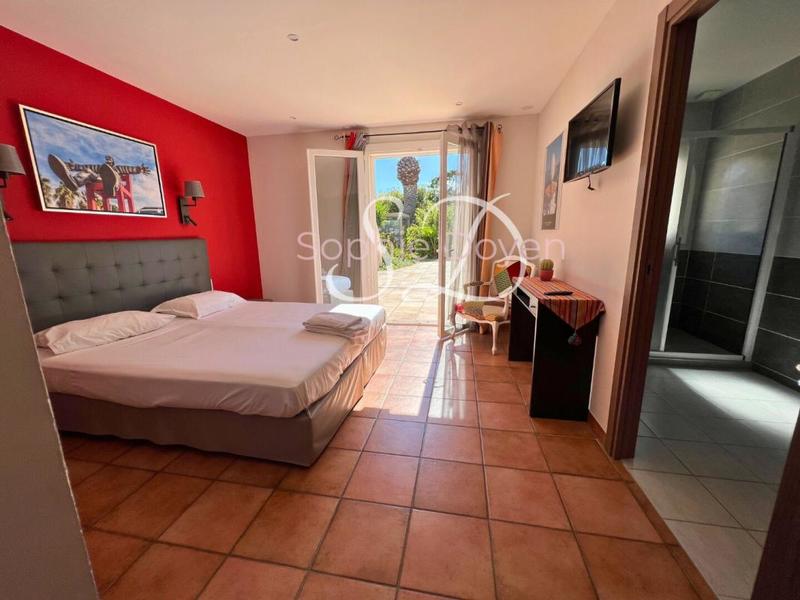 Maison - 523 m² - 14 pièces