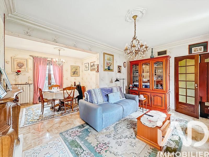 Maison - 122 m² - 6 pièces