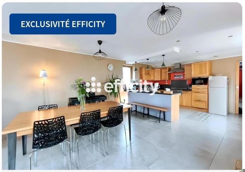 Maison - 152 m² - 6 pièces