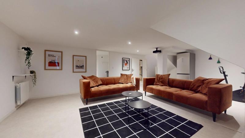 Maison en pierre - 148 m² - 10 pièces