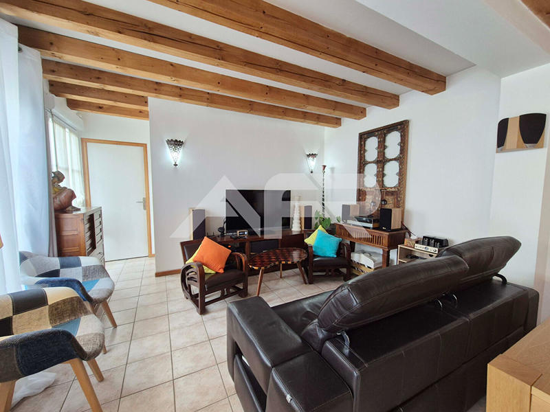 Appartement - 61 m² - 4 pièces