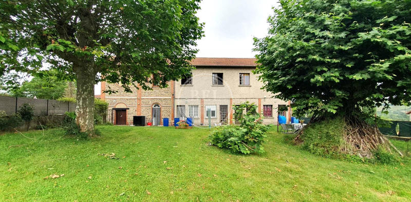 Maison ancienne - 170 m² - 11 pièces