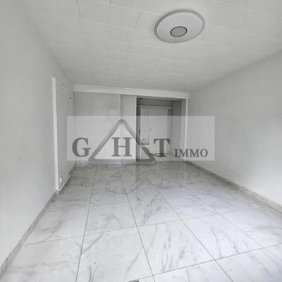 Local commercial - 34 m²