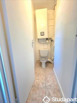 Chambre - 9 m² - 1 pièce