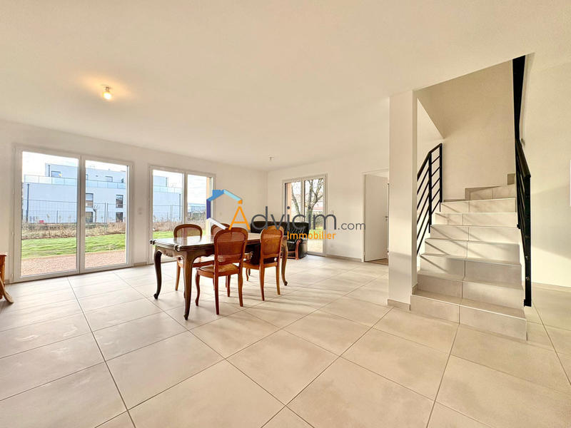 Maison - 115 m² - 5 pièces