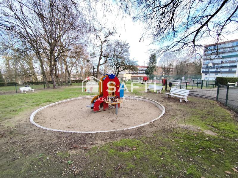 Appartement - 96 m² - 4 pièces