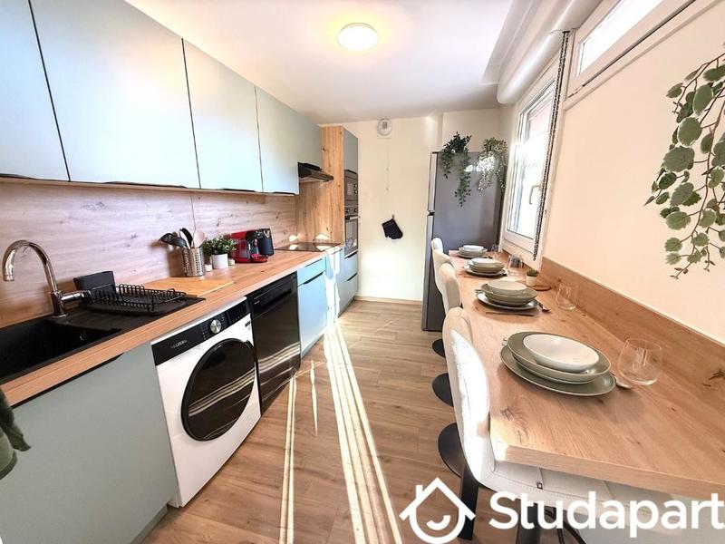 Chambre - 13 m² - 1 pièce