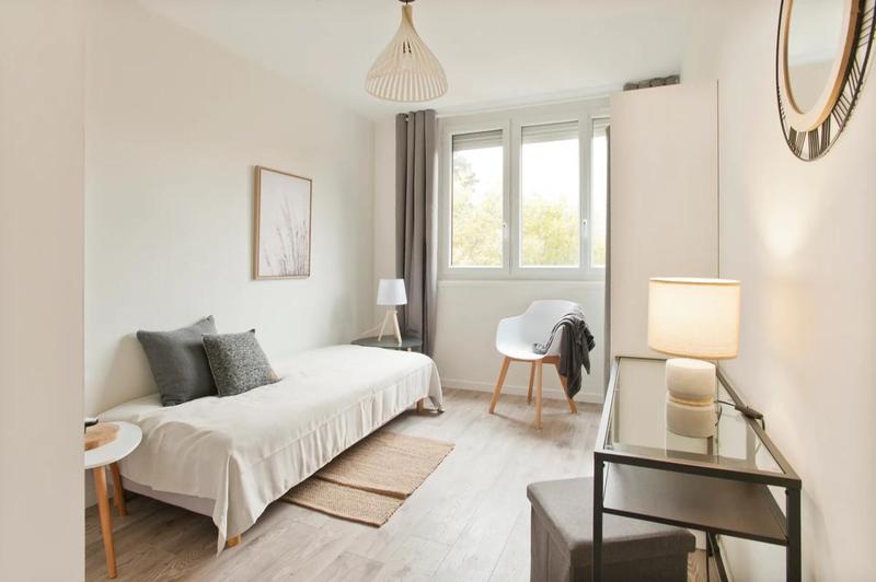 Appartement - 89 m² - 5 pièces