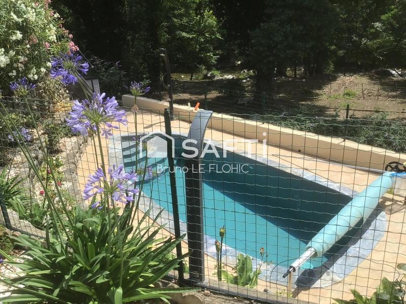 Maison - 177 m² - 6 pièces